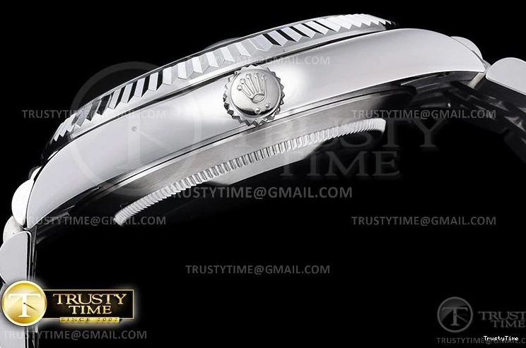 0306 Effortless R2DJ0252J – DJ2 41mm Jub 641